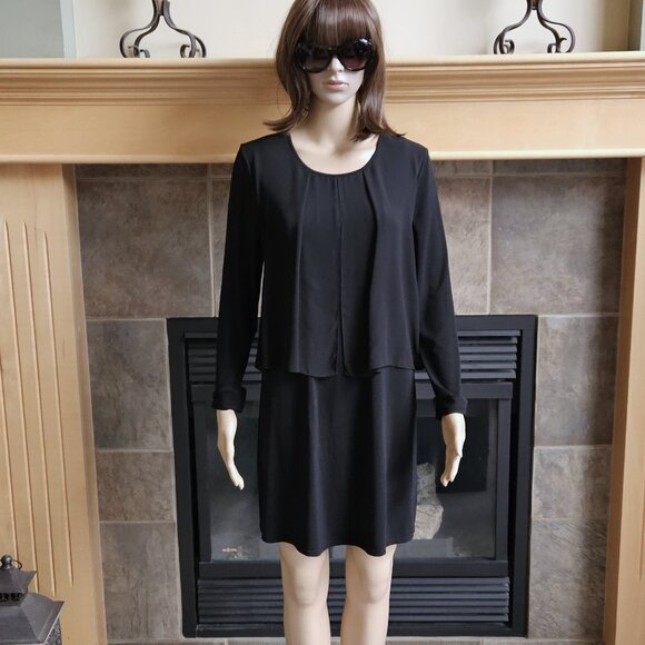 BCBGeneration - Black long sleeve dress with front pleats - Picture 3 of 8